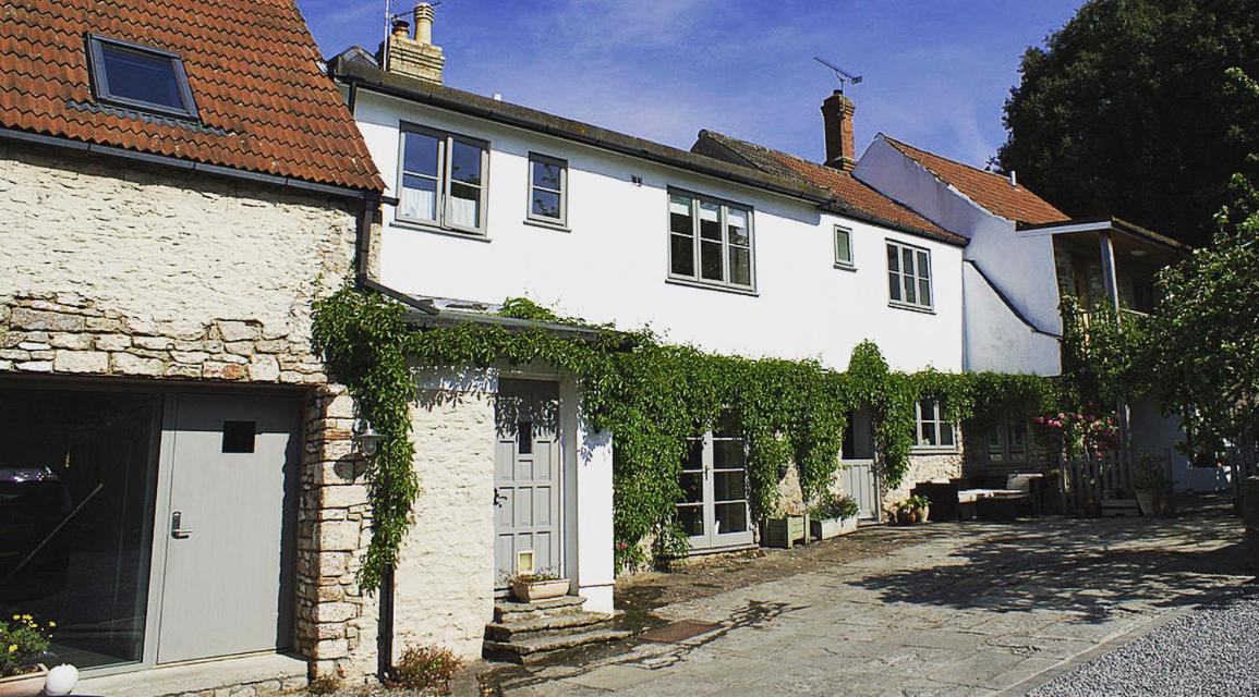 Westbury Cross House Bed & Breakfast Exterior photo